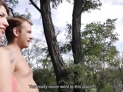 HUNT4K. Cash makes pretty babe Susan Ayn ready for blowjob