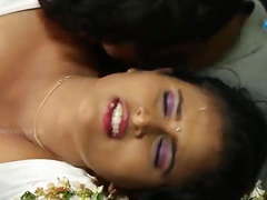 Surekha in saree hot navel showig.